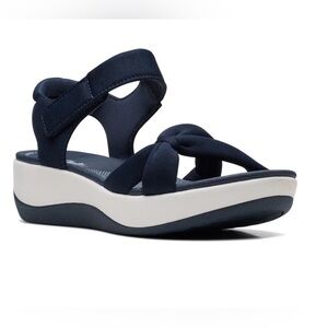 Clark’s cloudsteppers Arla shore blue navy sandal shoes size 5.5